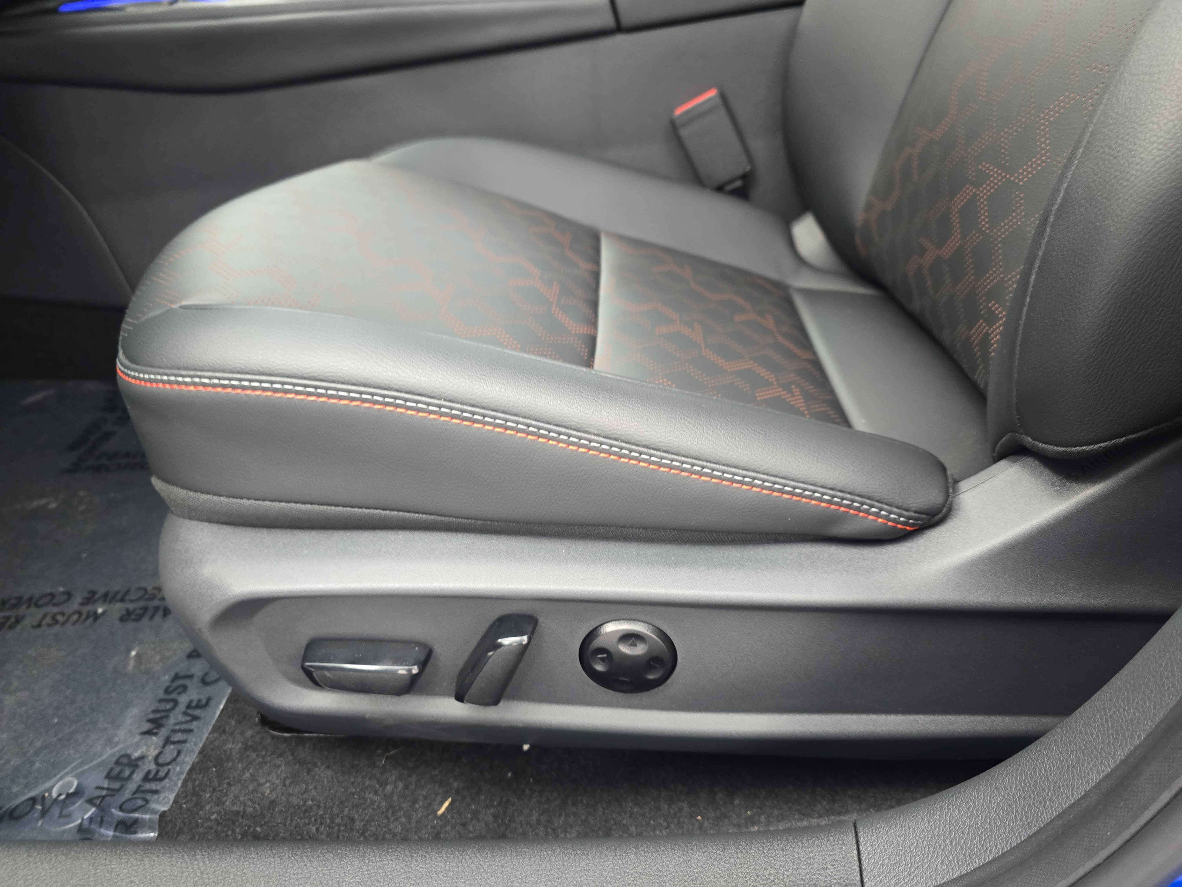New 2026 Nissan Sentra SR w/ SR Premium Package FWD image 26