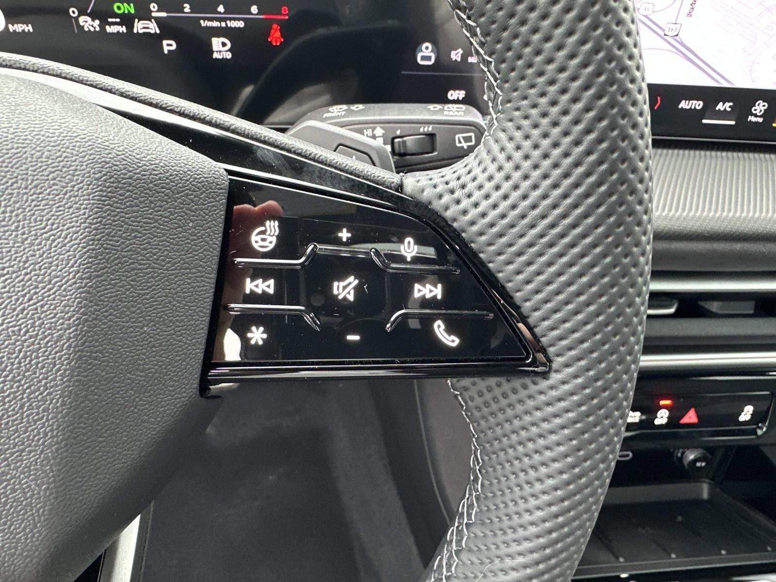 New 2025 Audi SQ5 Premium Plus image 17