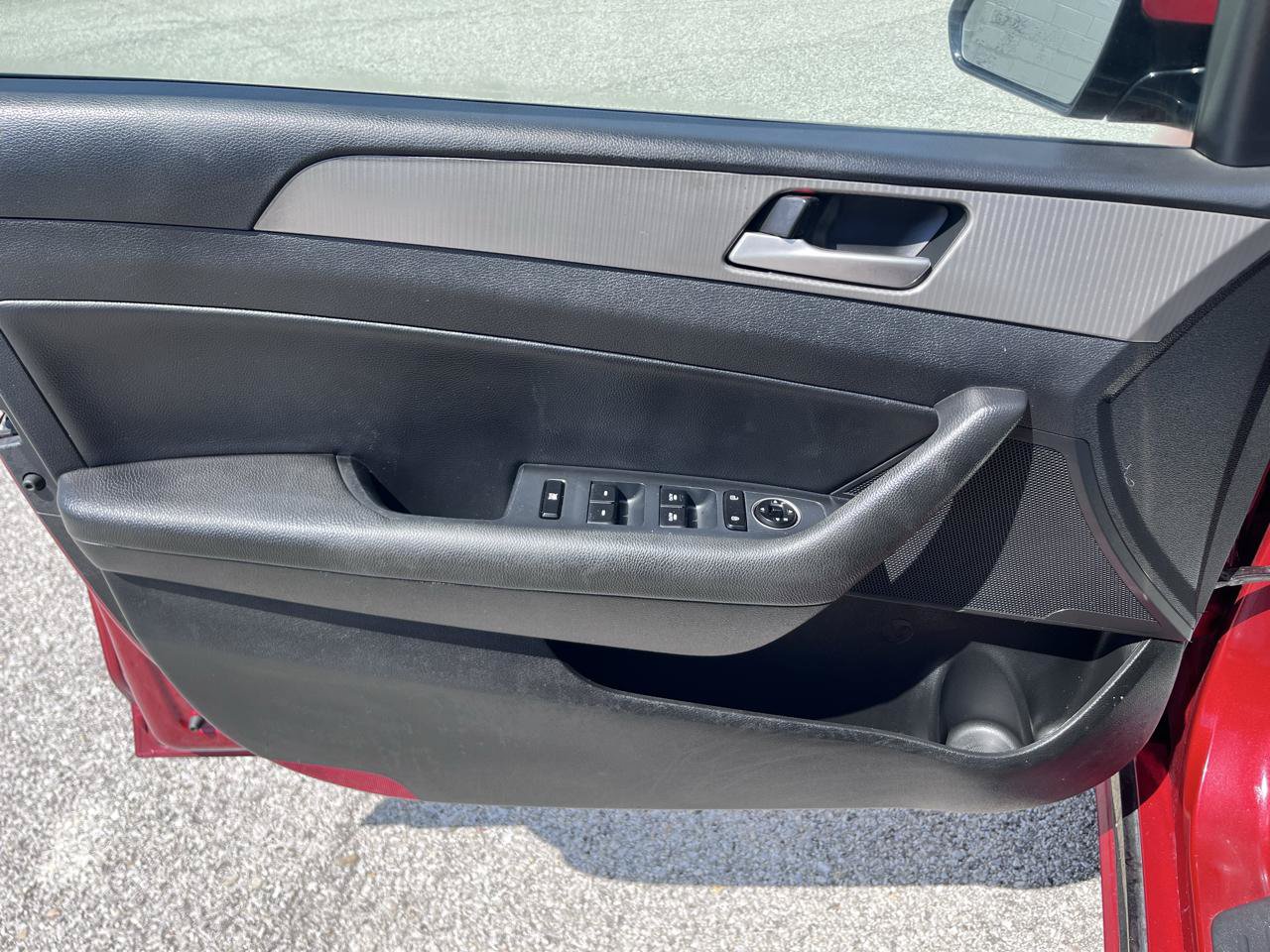 Used 2018 Hyundai Sonata Sport FWD image 22