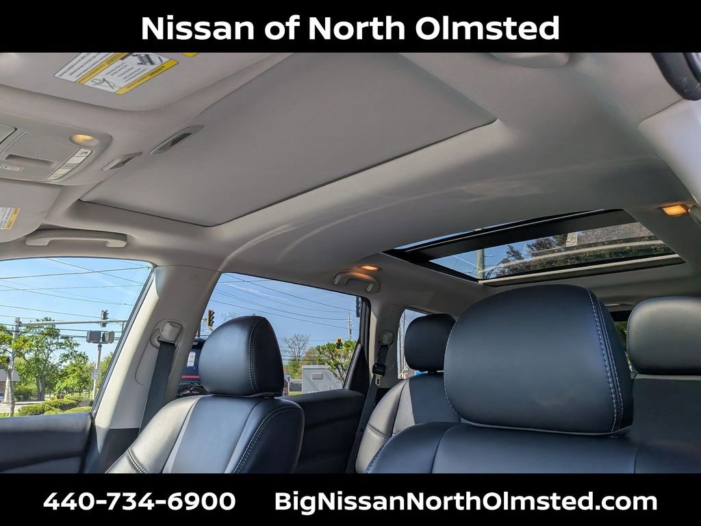 Used 2019 Nissan Pathfinder SL w/ SL Premium Package AWD/4WD image 23