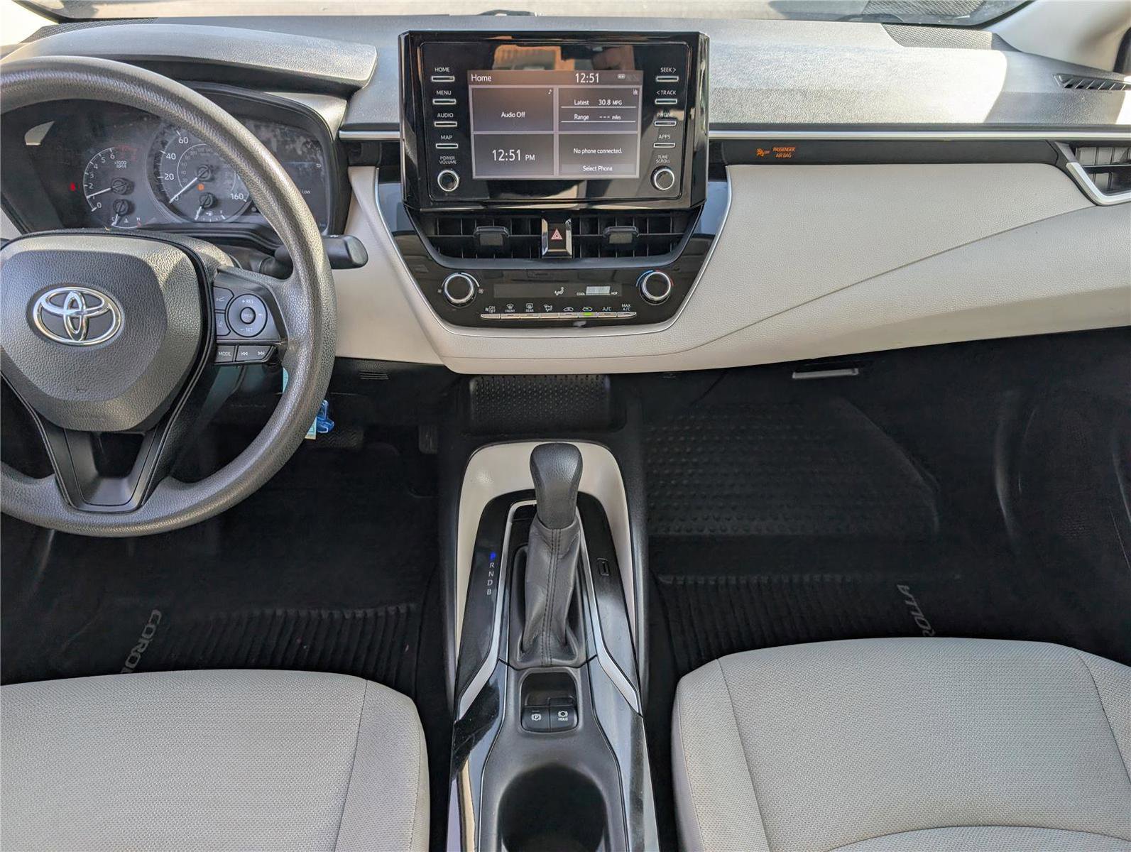 Used 2020 Toyota Corolla L image 16