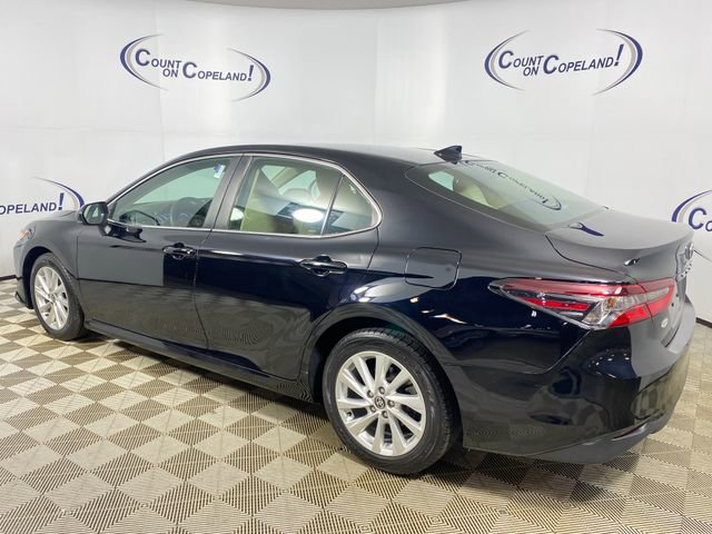 Used 2024 Toyota Camry LE FWD image 4