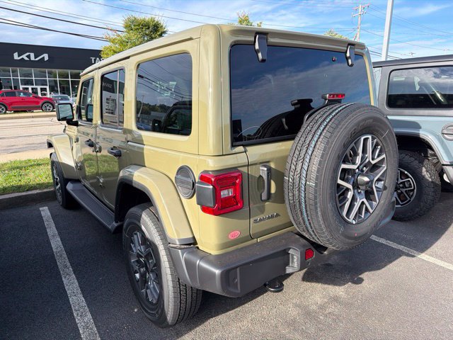 New 2026 Jeep Wrangler Unlimited Sahara AWD/4WD image 4