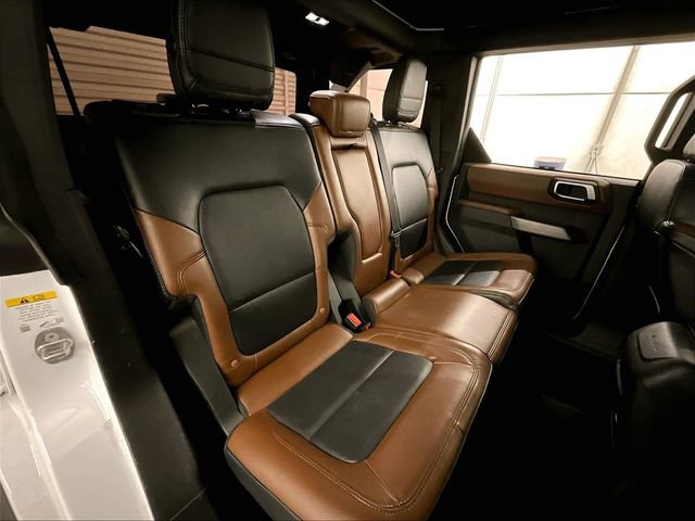 Used 2023 Ford Bronco Outer Banks w/ Sasquatch Package AWD/4WD image 26