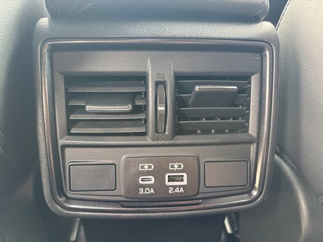Used 2025 Subaru Forester Limited AWD/4WD image 21