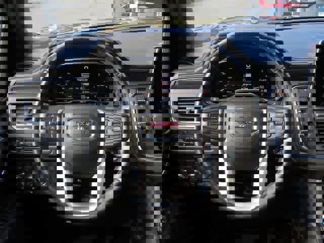 Used 2023 GMC Yukon SLT image 20