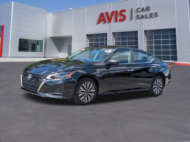 Used 2024 Nissan Altima 2.5 SV