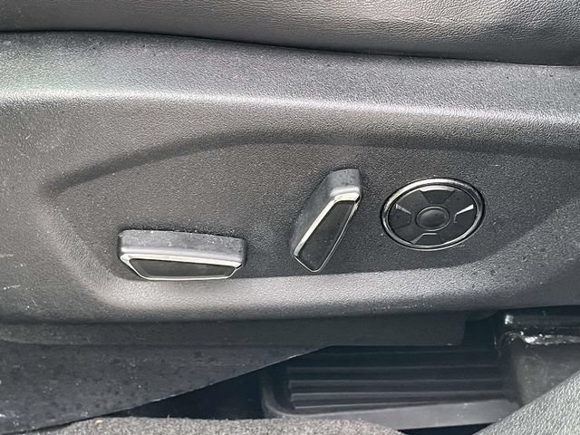 Used 2016 Ford Explorer Platinum AWD/4WD image 18