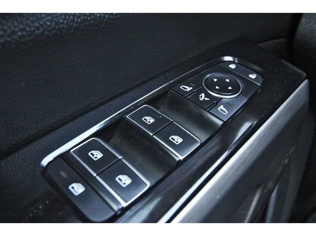 Used 2023 Nissan Pathfinder Platinum w/ Cargo Package AWD/4WD image 21