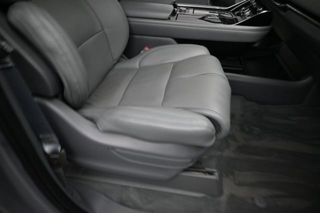 Used 2020 Lincoln Navigator Reserve w/ Luxury Package AWD/4WD image 34