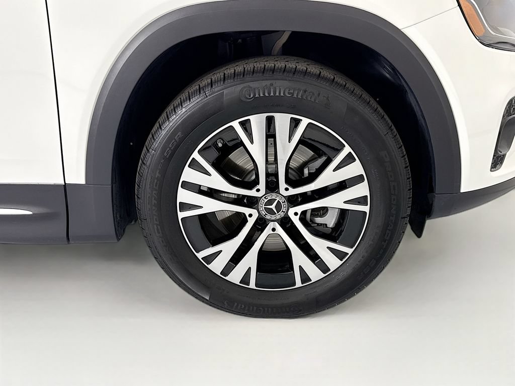 Certified 2026 Mercedes-Benz GLB 250 image 32