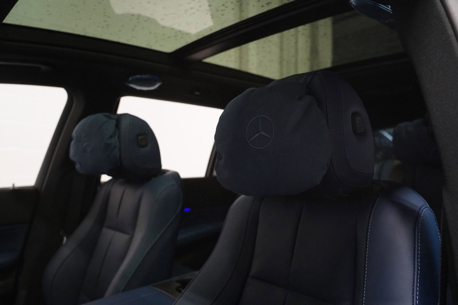 New 2026 Mercedes-Benz GLS 580 4MATIC image 15