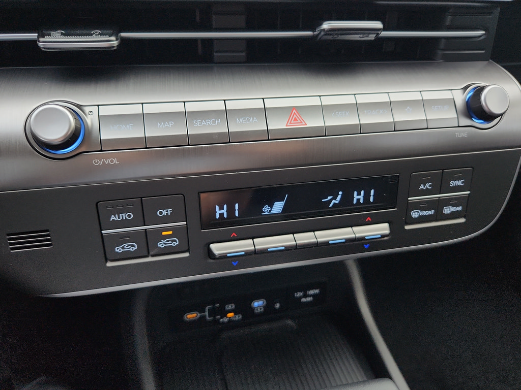 New 2026 Hyundai Kona SEL Sport AWD/4WD image 31