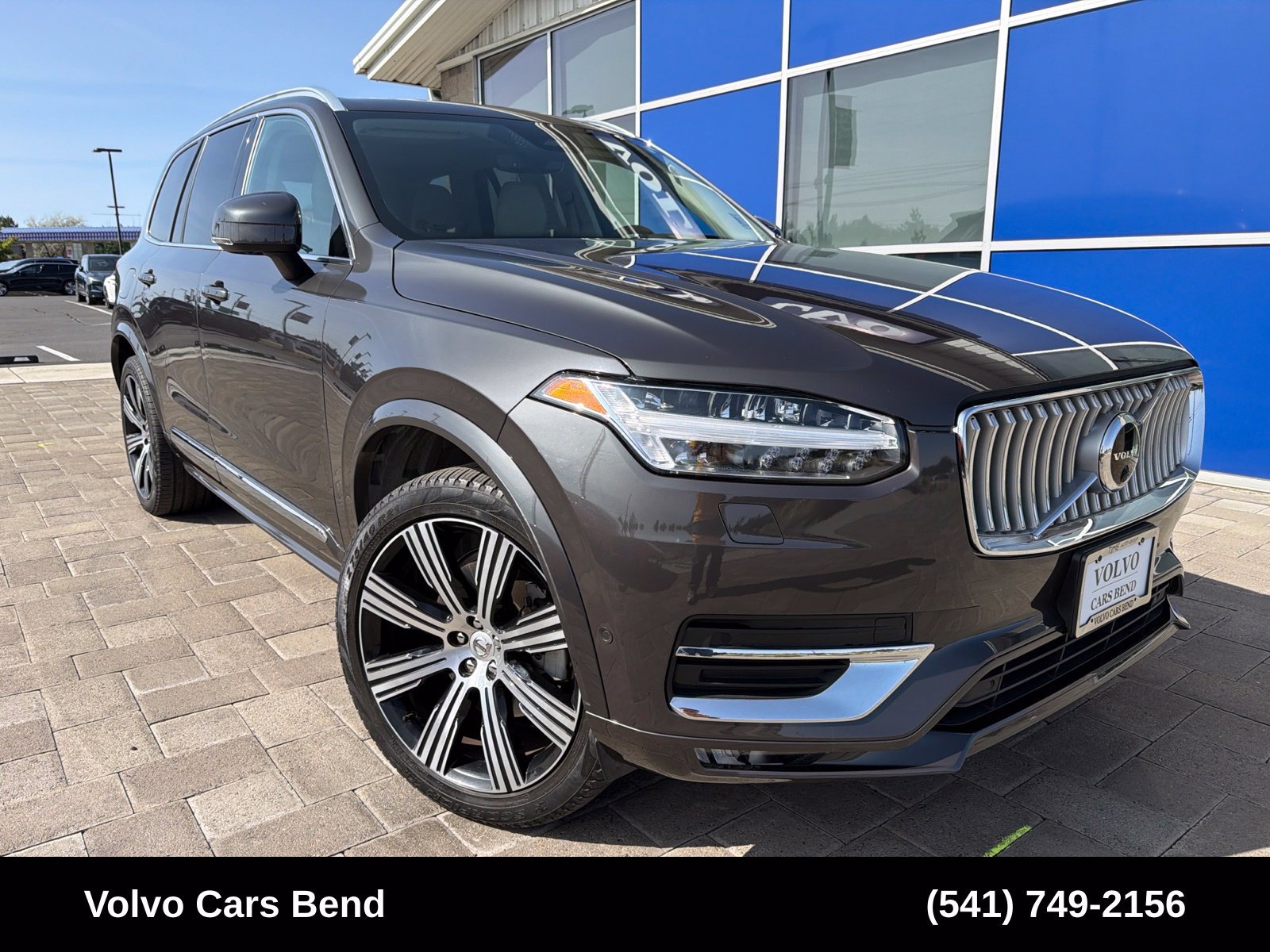 Used 2023 Volvo XC90 B6 Ultimate w/ Protection Package Premier AWD/4WD image 2