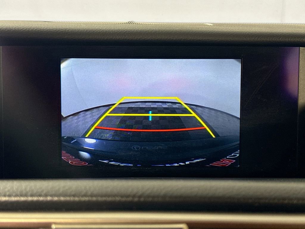 Used 2019 Lexus IS 300 F Sport image 13