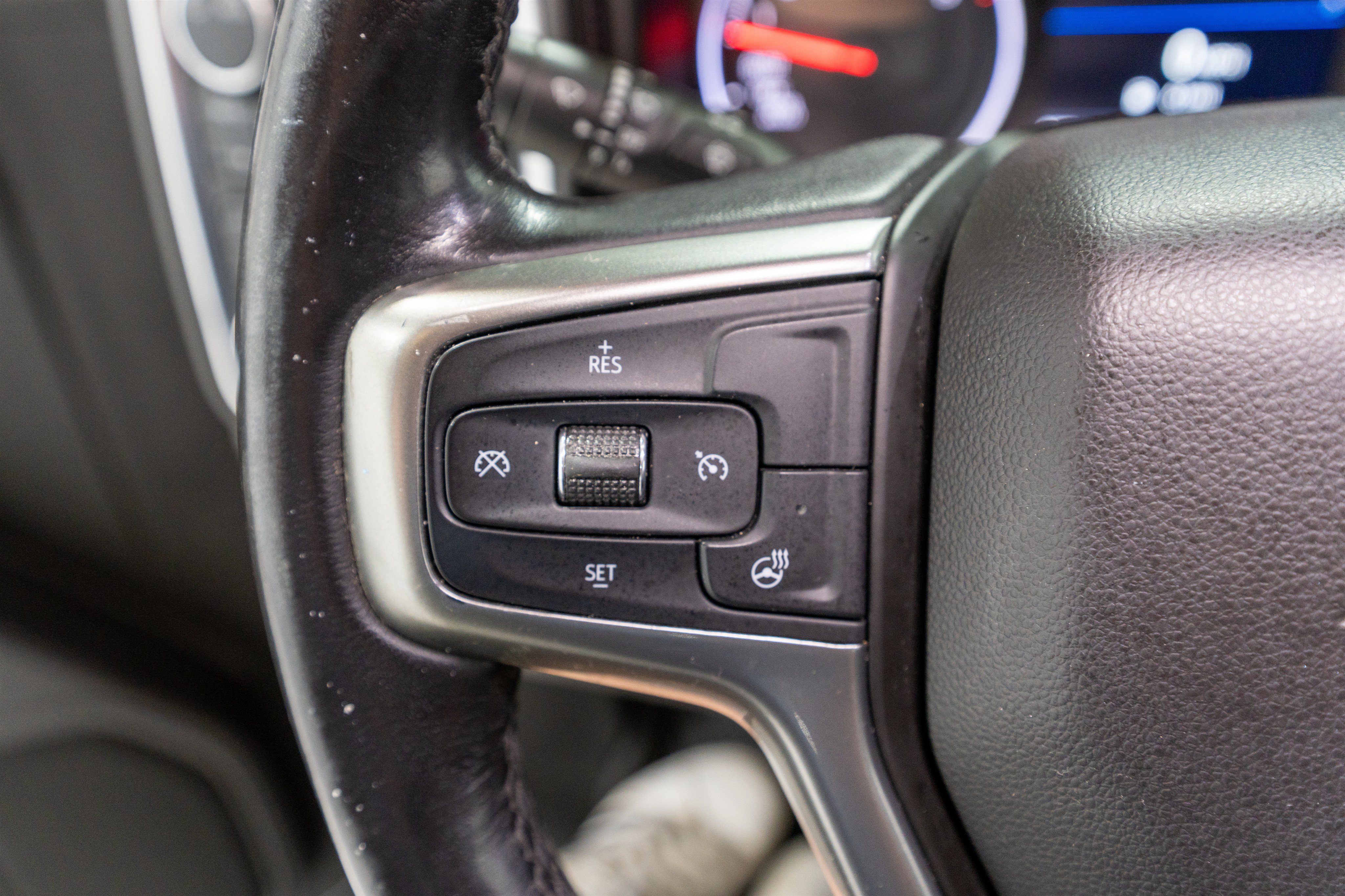 Used 2020 Chevrolet Silverado 1500 LT w/ All-Star Edition AWD/4WD image 27