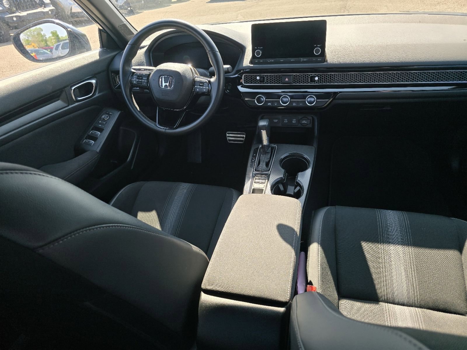 Used 2025 Honda Civic Sport image 22