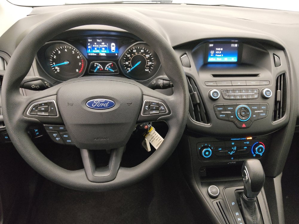 Used 2017 Ford Focus SE FWD image 22