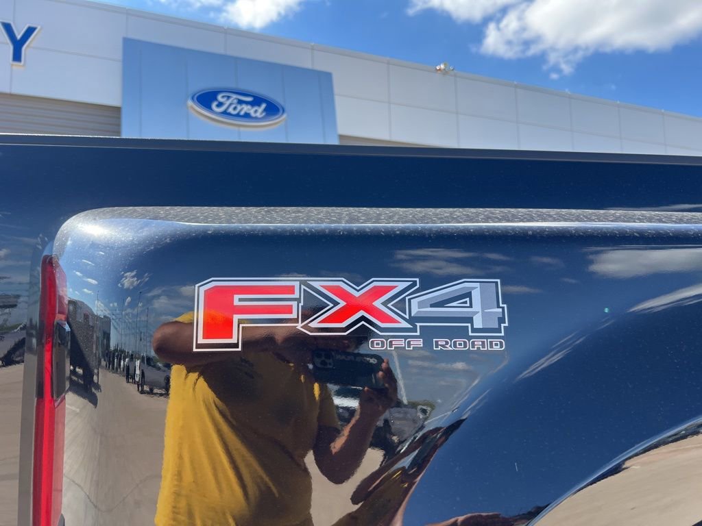 Used 2026 Ford F350 Platinum image 4
