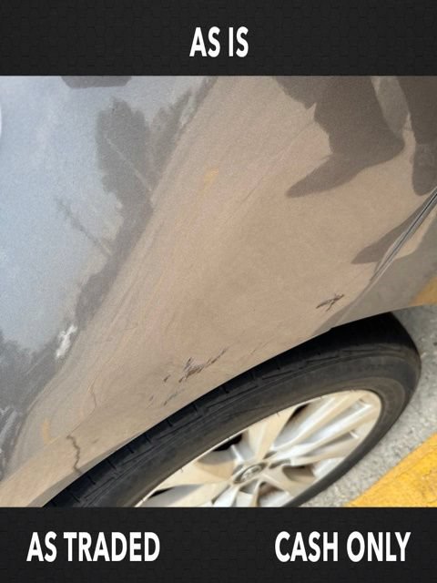 Used 2018 Toyota Camry LE FWD image 16