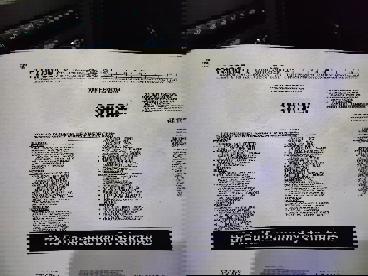 Used 2011 Ford Mustang Shelby GT500 w/ SVT Performance Pkg image 35