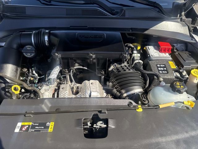 Used 2024 Jeep Compass Latitude image 12