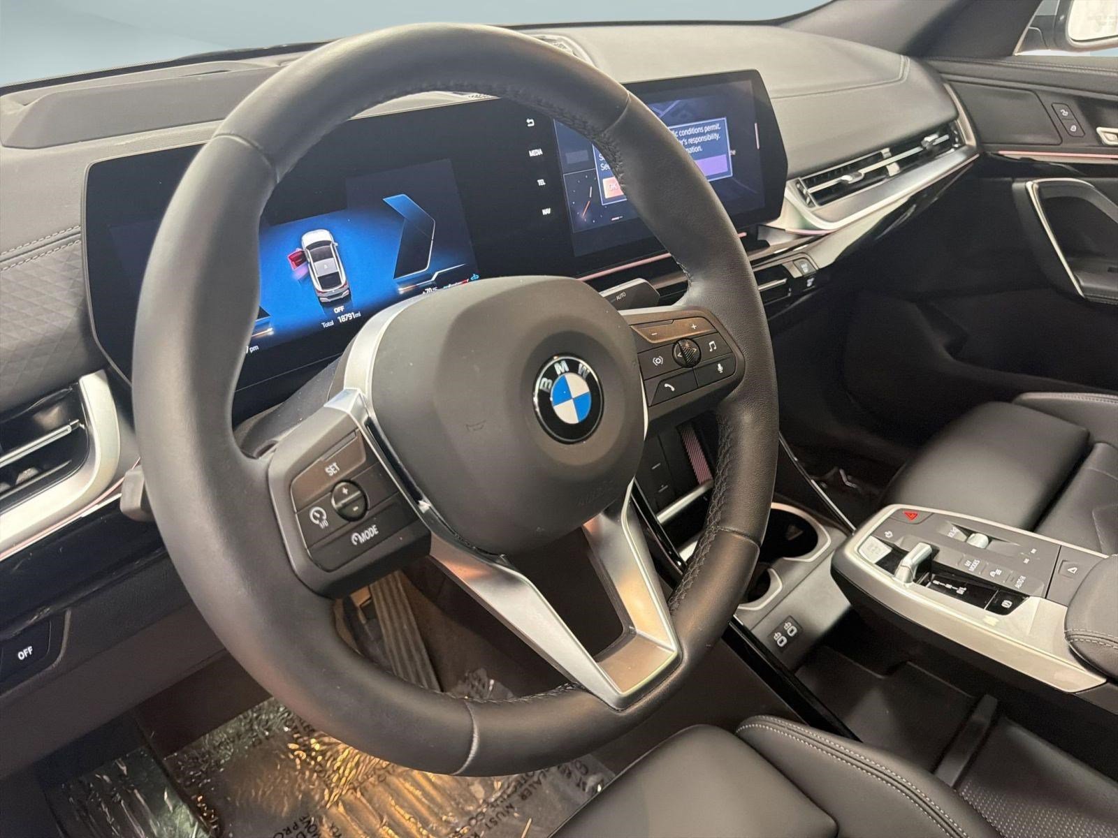 Certified 2025 BMW X2 xDrive28i w/ Technology Package image 17