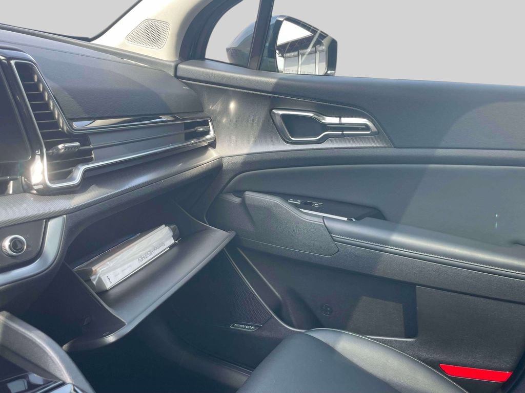 Used 2023 Kia Sportage SX Prestige image 34