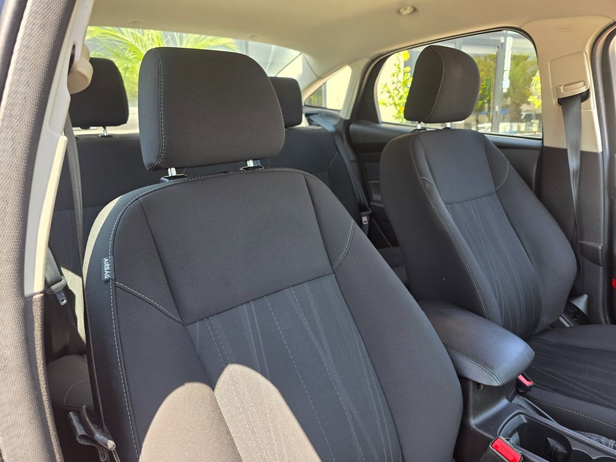 Used 2016 Ford Focus SE FWD image 16