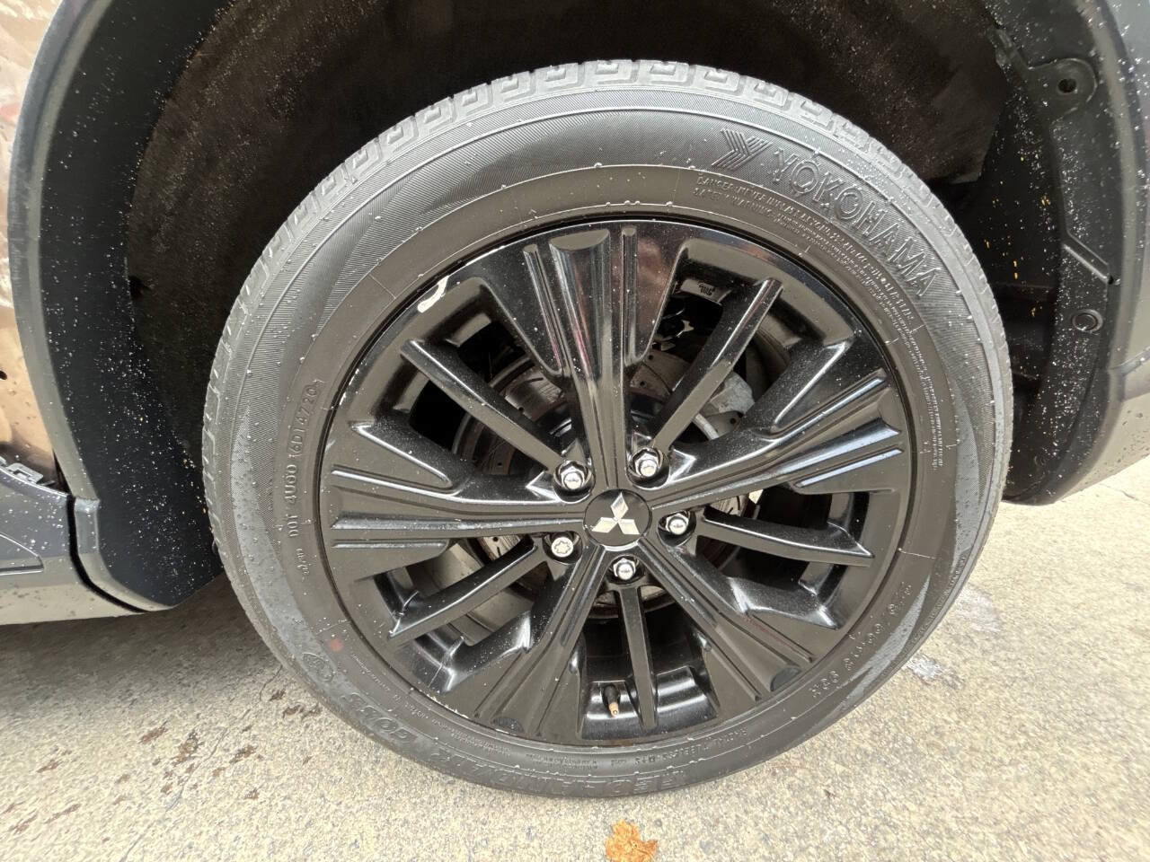Used 2019 Mitsubishi Eclipse Cross LE AWD/4WD image 13
