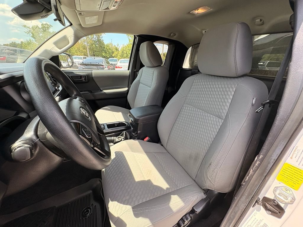 Used 2023 Toyota Tacoma SR RWD image 22