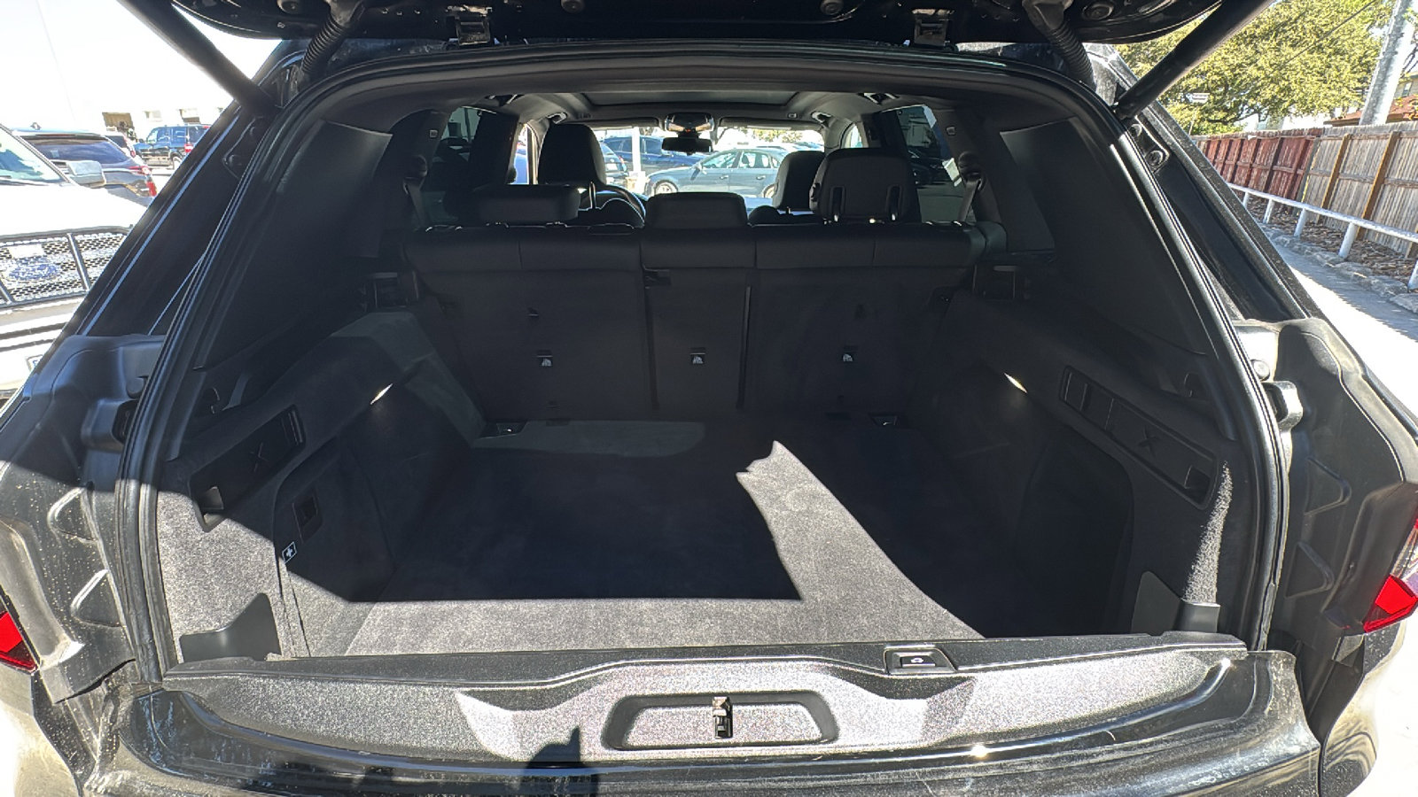 Used 2022 BMW X5 sDrive40i w/ Premium Package image 24