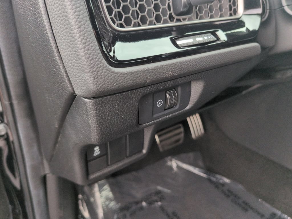 Used 2025 Honda Civic Sport image 23