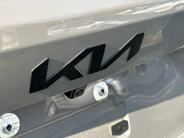 Used 2025 Kia Sorento SX AWD/4WD image 9