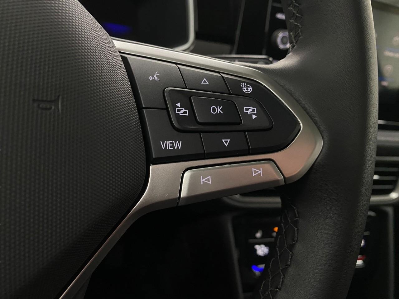 New 2026 Volkswagen Taos SE AWD/4WD image 15
