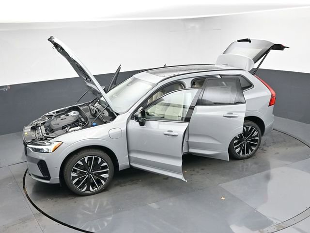 New 2026 Volvo XC60 T8 Ultra w/ Protection Package Premier image 52