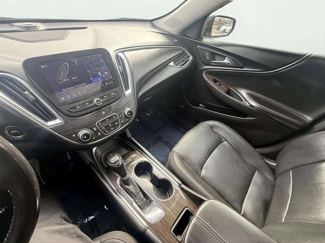 Used 2020 Chevrolet Malibu Premier FWD image 18