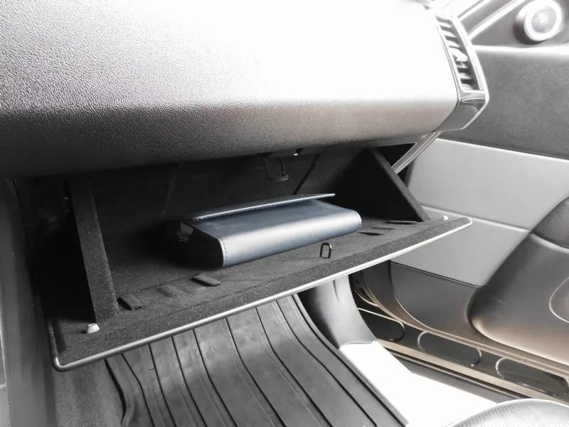 Used 2017 Land Rover Range Rover Sport HSE image 30