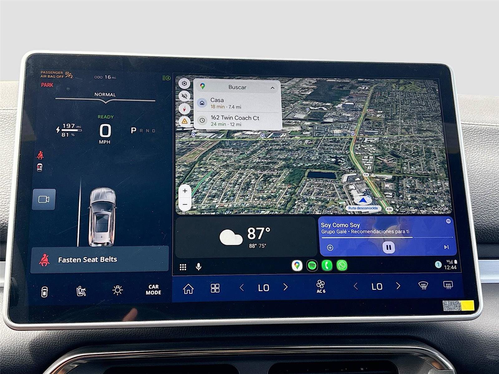 New 2025 VinFast VF 8 Plus image 13