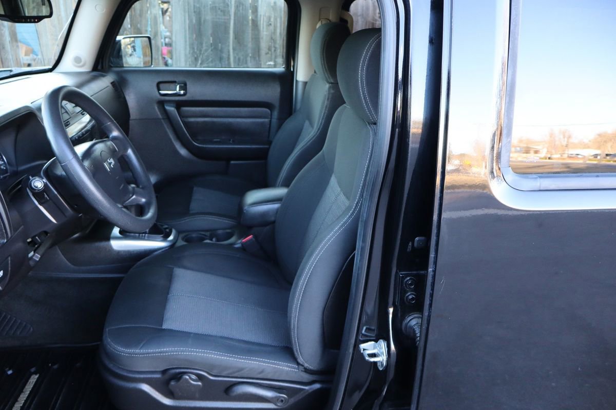 Used 2006 HUMMER H3 w/ Chrome Appearance Package image 19