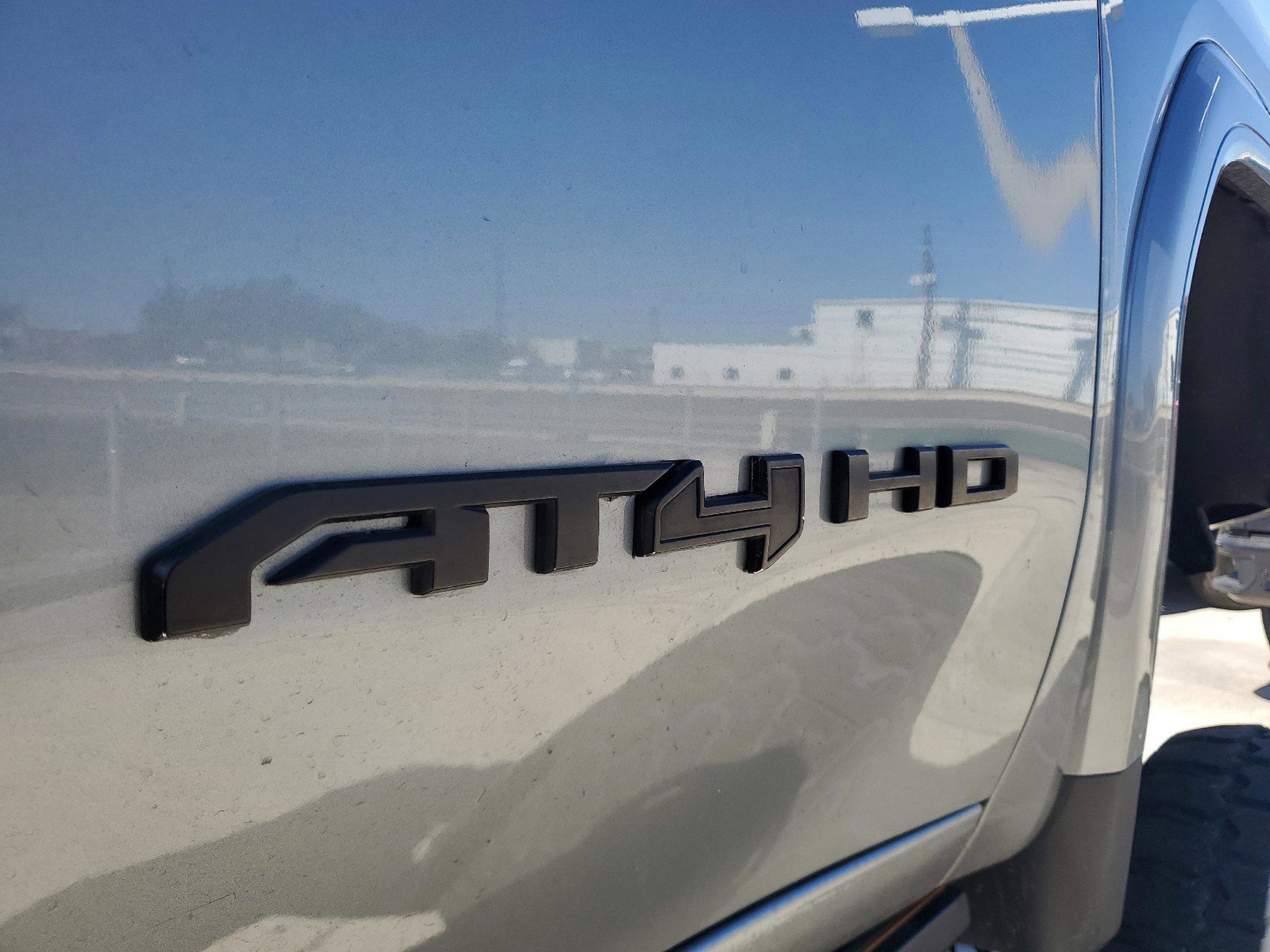 Used 2024 GMC Sierra 2500 AT4 w/ AT4 Premium Plus Package image 27