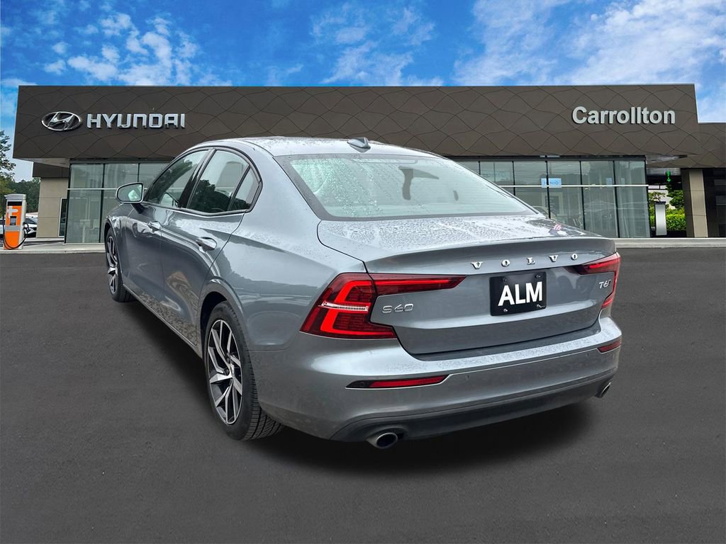 Used 2019 Volvo S60 T6 Momentum w/ Premium Package image 7