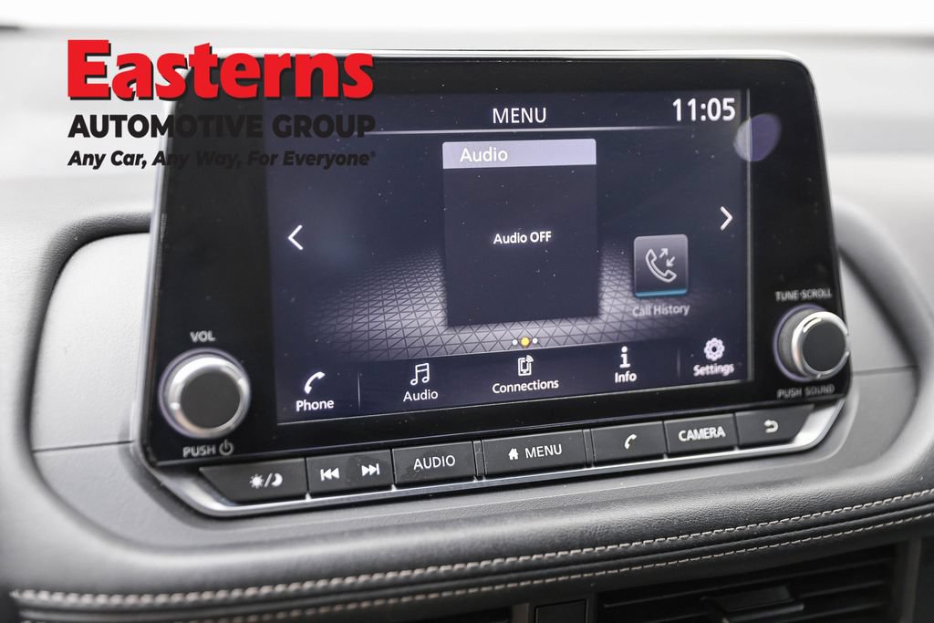 Used 2024 Nissan Rogue S AWD/4WD image 19