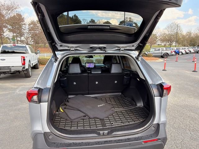Used 2023 Toyota RAV4 XLE Premium FWD image 9