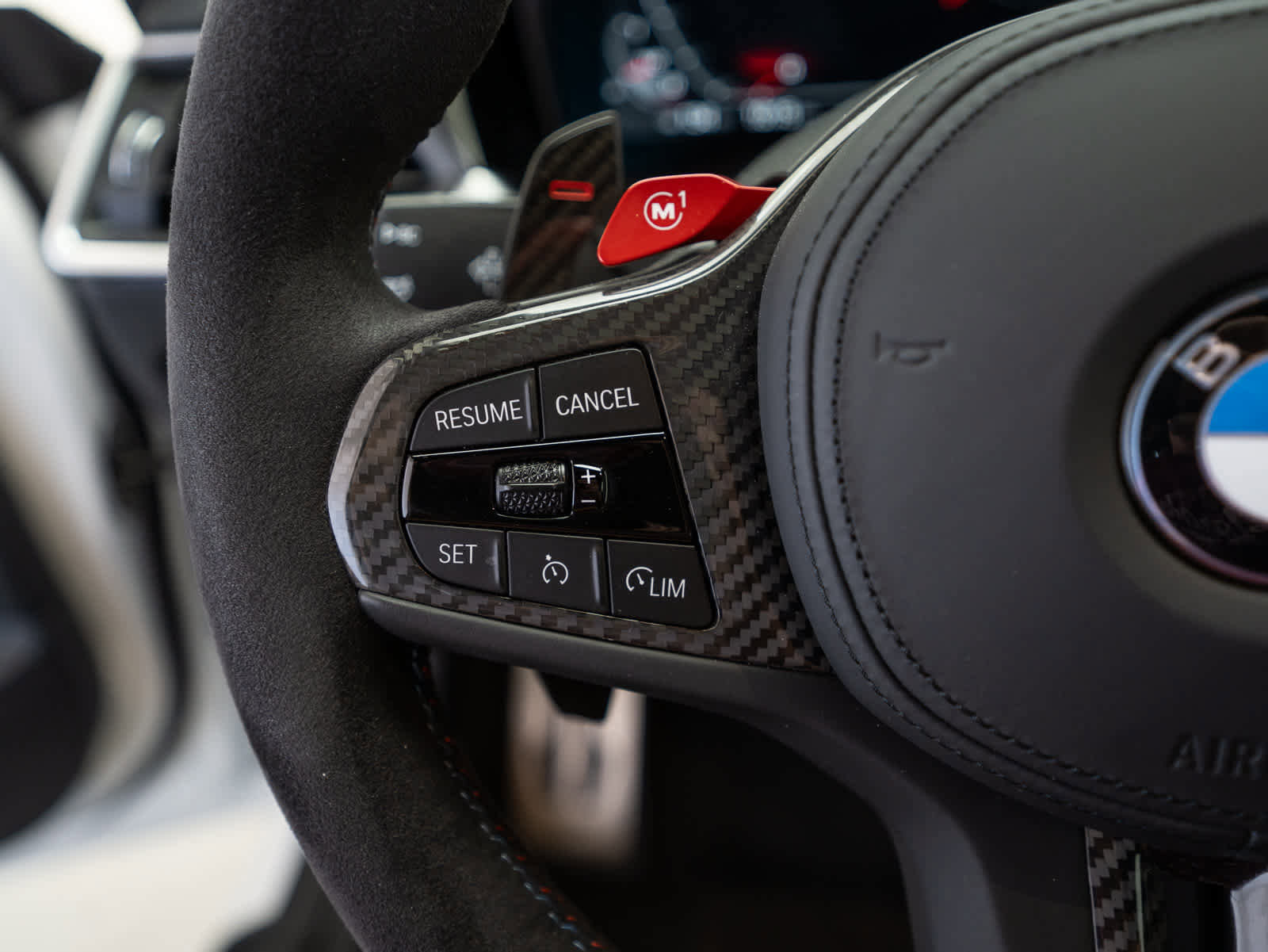 Used 2023 BMW M4 CSL image 21