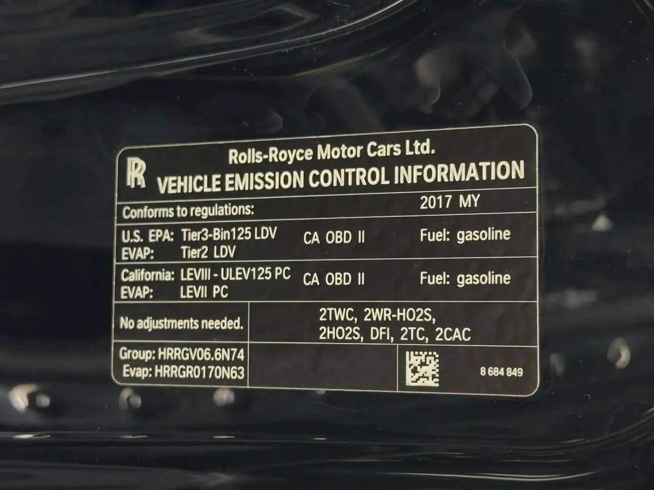 Used 2017 Rolls-Royce Dawn RWD image 47