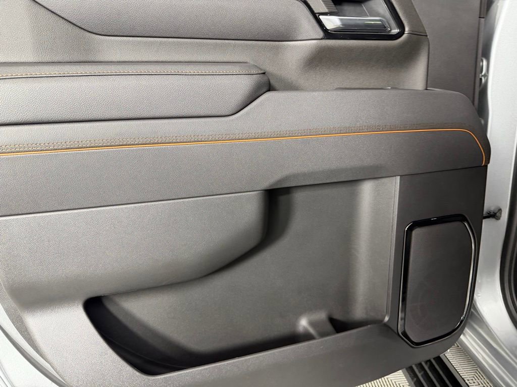 Used 2025 GMC Sierra 2500 AT4 w/ AT4 Premium Plus Package AWD/4WD image 29