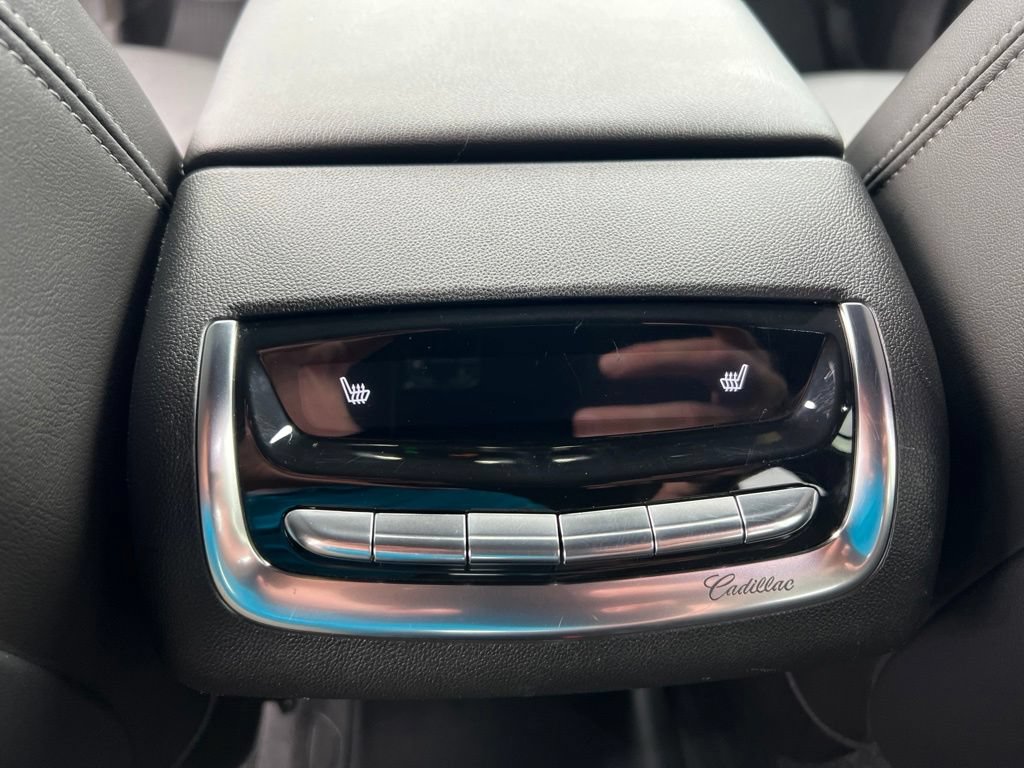 Used 2024 Cadillac XT6 Premium Luxury w/ Technology Package AWD/4WD image 26