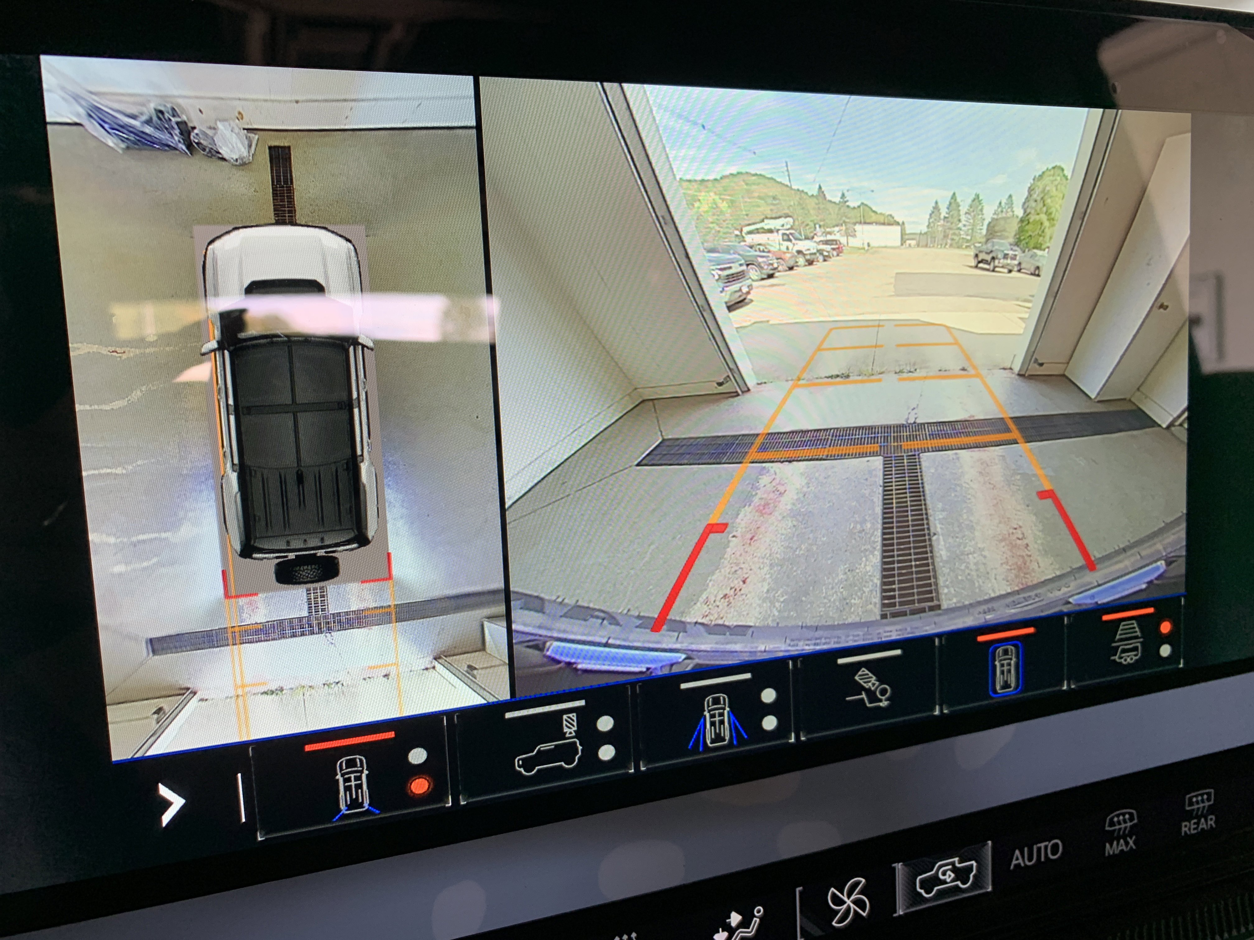 New 2025 GMC Hummer EV 2X image 27