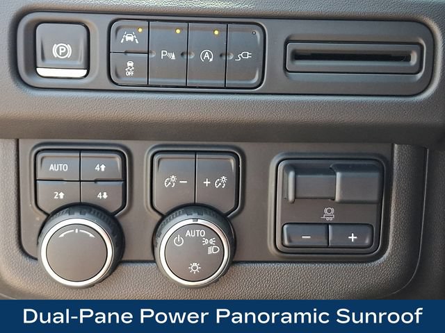 Used 2021 Chevrolet Tahoe LT w/ LT Signature Package AWD/4WD image 9